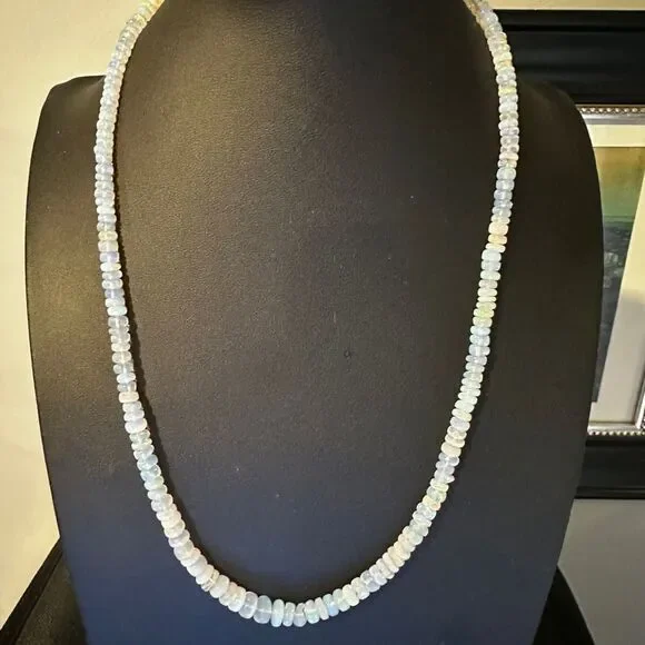 20.5" rondelle, graduatedāOpal beaded necklace with a 14kt yellow gold clasp! - Picture 13 of 13